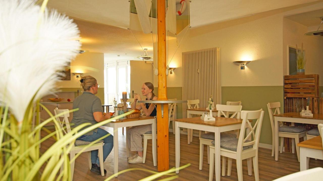 F-1010 Strandhaus Moenchgut Bed&Breakfast Dz 27 Terrasse, Strandnah, Inkl Fruehstueck Lobbe Exteriér fotografie